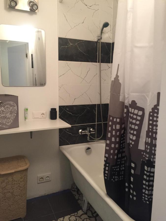 Apartamenti Zirnis แซซิส ภายนอก รูปภาพ